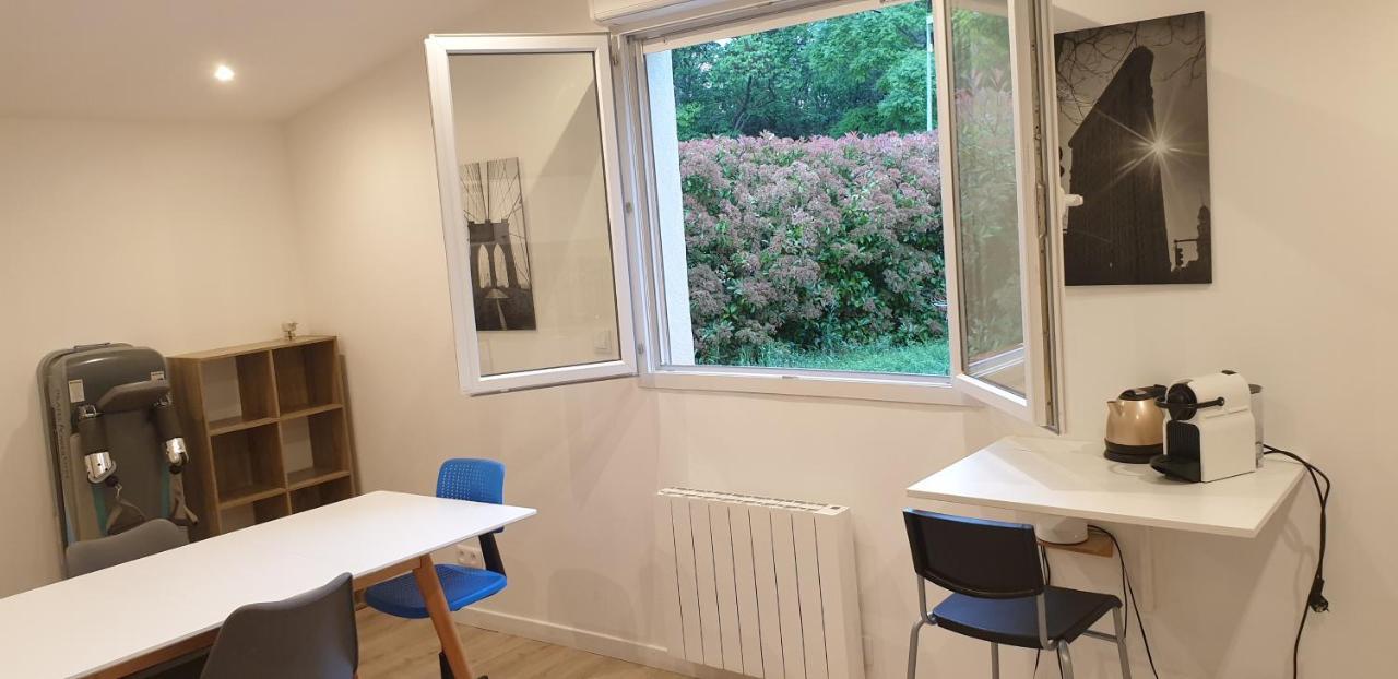 Adorable studio 25m² très calme avec parking Marseille Extérieur photo